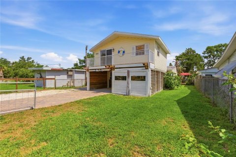 Villa ou maison à vendre à Weeki Wachee, Floride: 3 chambres, 120.77 m2 № 2147505 - photo 3