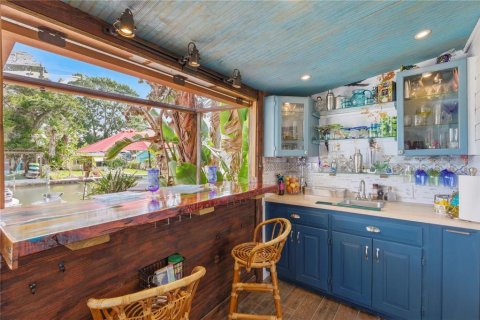 Villa ou maison à vendre à Weeki Wachee, Floride: 3 chambres, 120.77 m2 № 2147505 - photo 23
