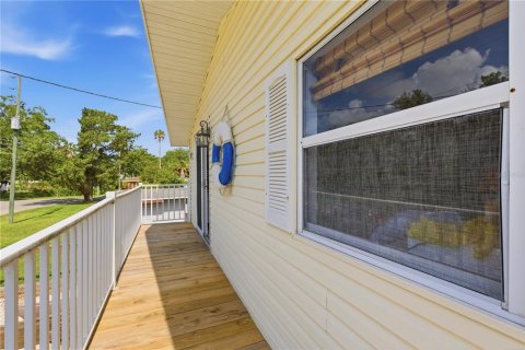 Villa ou maison à vendre à Weeki Wachee, Floride: 3 chambres, 120.77 m2 № 2147505 - photo 21