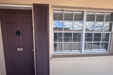 Condominio en alquiler en Clearwater, Florida, 2 dormitorios, 86.4 m2 № 1819365 - foto 2