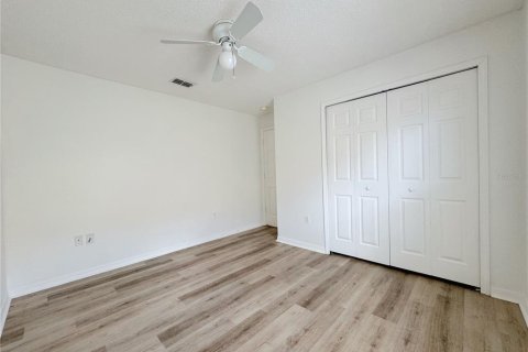 House in Orlando, Florida 3 bedrooms, 118.26 sq.m. № 2266916 - photo 13