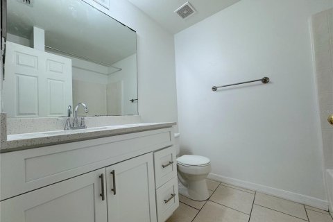 House in Orlando, Florida 3 bedrooms, 118.26 sq.m. № 2266916 - photo 7