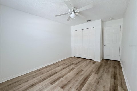 House in Orlando, Florida 3 bedrooms, 118.26 sq.m. № 2266916 - photo 11