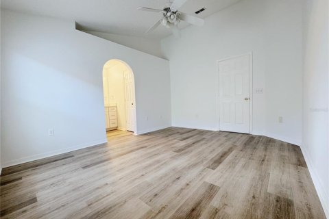 House in Orlando, Florida 3 bedrooms, 118.26 sq.m. № 2266916 - photo 18