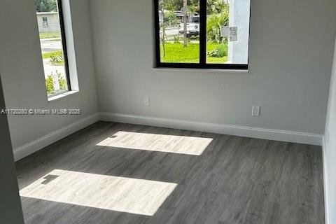 House in Fort Lauderdale, Florida 3 bedrooms № 1471070 - photo 9