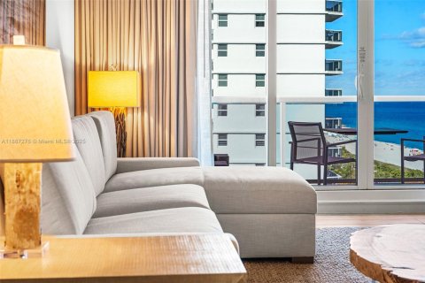 Condominio en venta en Miami Beach, Florida, 2 dormitorios, 156.73 m2 № 1938858 - foto 23
