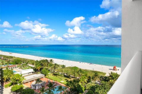Condominio en venta en Miami Beach, Florida, 2 dormitorios, 156.73 m2 № 1938858 - foto 12