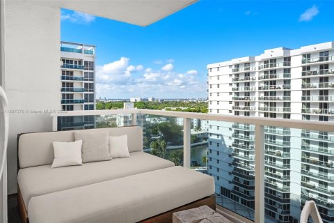 Copropriété à vendre à Miami Beach, Floride: 2 chambres, 156.73 m2 № 1938858 - photo 11