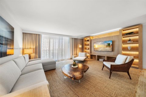 Condominio en venta en Miami Beach, Florida, 2 dormitorios, 156.73 m2 № 1938858 - foto 25