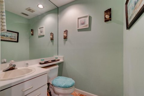 Villa ou maison à vendre à Palm Coast, Floride: 4 chambres, 246.56 m2 № 1527725 - photo 27