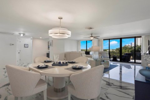 Condo in Riviera Beach, Florida, 2 bedrooms  № 2081820 - photo 4