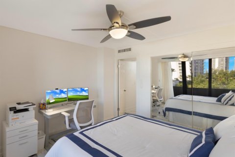 Condo in Riviera Beach, Florida, 2 bedrooms  № 2081820 - photo 18