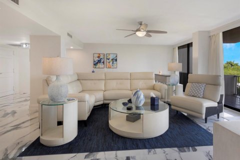 Condo in Riviera Beach, Florida, 2 bedrooms  № 2081820 - photo 16