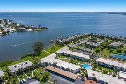 Condo in Bradenton Beach, Florida, 1 bedroom № 2199073