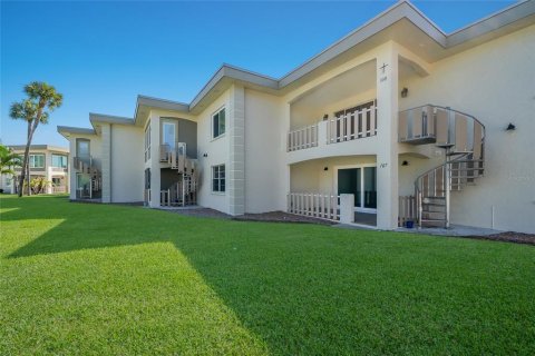 Copropriété à vendre à Bradenton Beach, Floride: 1 chambre, 74.69 m2 № 2199073 - photo 4