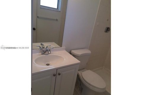 Apartamento en alquiler en Pembroke Pines, Florida, 2 dormitorios, 86.58 m2 № 1953586 - foto 10