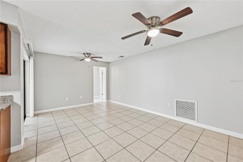 Casa en venta en Kissimmee, Florida, 4 dormitorios, 153.38 m2 № 1832879 - foto 6