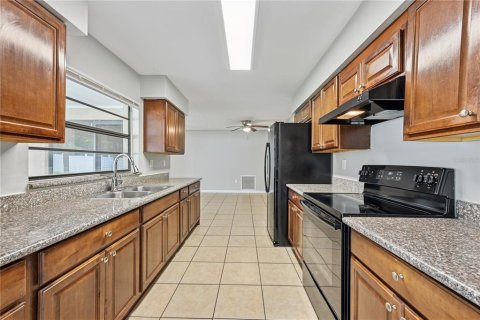 Casa en venta en Kissimmee, Florida, 4 dormitorios, 153.38 m2 № 1832879 - foto 4
