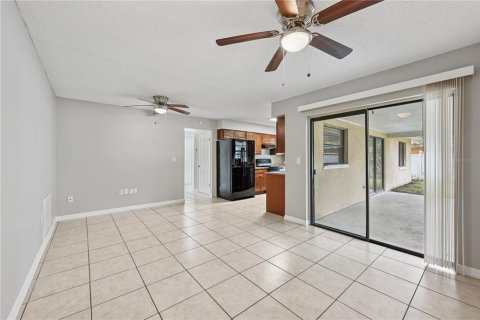 Casa en venta en Kissimmee, Florida, 4 dormitorios, 153.38 m2 № 1832879 - foto 7