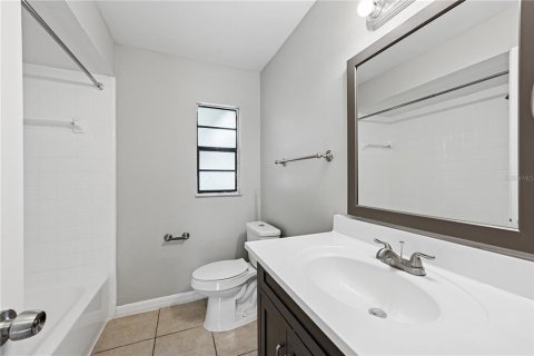 Casa en venta en Kissimmee, Florida, 4 dormitorios, 153.38 m2 № 1832879 - foto 11