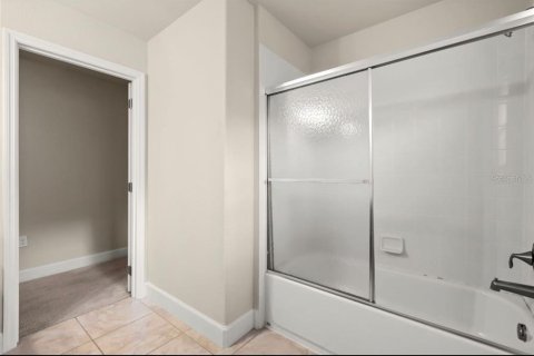 Townhouse in Kissimmee, Florida 3 bedrooms, 164.99 sq.m. № 2384313 - photo 12