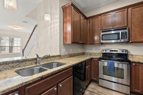 Townhouse in Kissimmee, Florida 3 bedrooms, 164.99 sq.m. № 2384313 - photo 9
