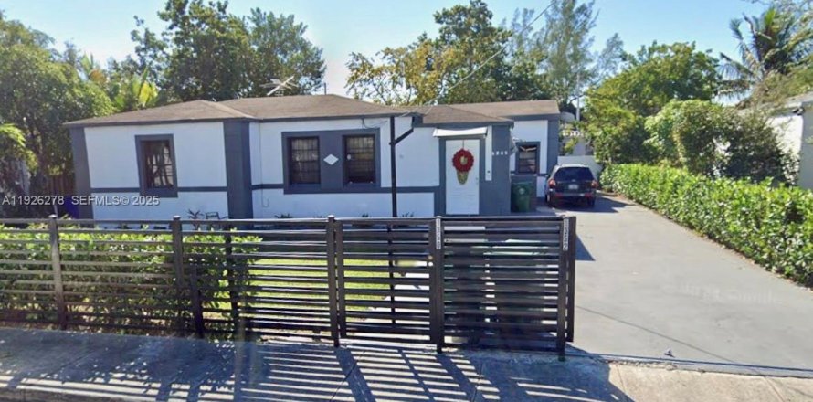 Studio à Miami, Floride № 1988074