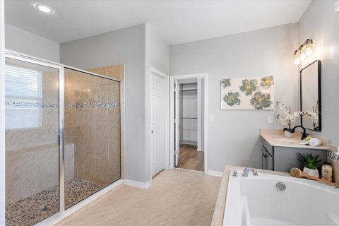 Casa en venta en Apopka, Florida, 4 dormitorios, 235.79 m2 № 1803930 - foto 19
