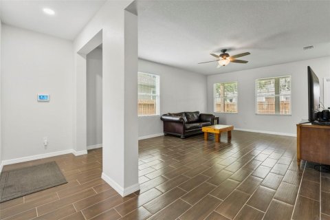 Casa en venta en Longwood, Florida, 4 dormitorios, 117.24 m2 № 1904718 - foto 7