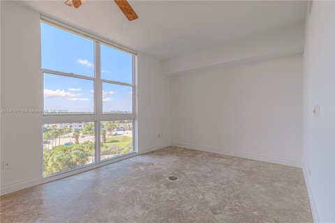 Condominio en venta en Hollywood, Florida, 3 dormitorios, 207.45 m2 № 1971754 - foto 18