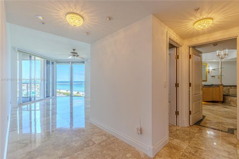 Condominio en venta en Hollywood, Florida, 3 dormitorios, 207.45 m2 № 1971754 - foto 10