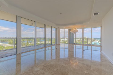 Condominio en venta en Hollywood, Florida, 3 dormitorios, 207.45 m2 № 1971754 - foto 4