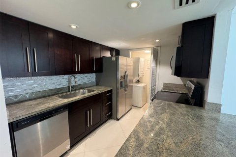 Condominio en venta en Weston, Florida, 2 dormitorios, 102.75 m2 № 2066678 - foto 16