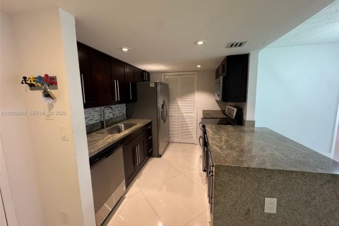 Condominio en venta en Weston, Florida, 2 dormitorios, 102.75 m2 № 2066678 - foto 12