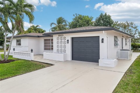 Casa en venta en Tamarac, Florida, 2 dormitorios, 147.44 m2 № 1969001 - foto 26
