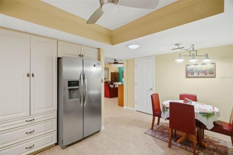 Villa ou maison à louer à Tarpon Springs, Floride: 2 chambres, 122.63 m2 № 2345324 - photo 22