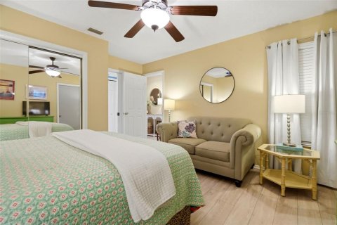 Villa ou maison à louer à Tarpon Springs, Floride: 2 chambres, 122.63 m2 № 2345324 - photo 8
