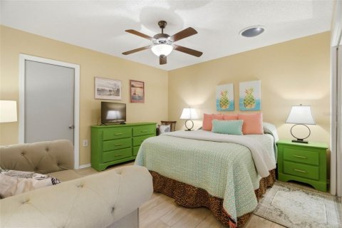 Villa ou maison à louer à Tarpon Springs, Floride: 2 chambres, 122.63 m2 № 2345324 - photo 7