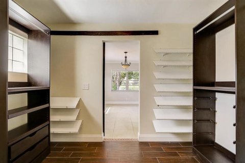 Villa ou maison à louer à Boca Raton, Floride: 3 chambres, 171.78 m2 № 2086197 - photo 10