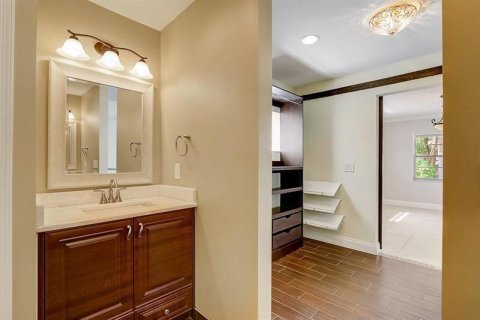 Villa ou maison à louer à Boca Raton, Floride: 3 chambres, 171.78 m2 № 2086197 - photo 9