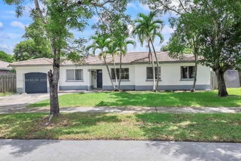 Купить виллу или дом в Майами, Флорида 4 спальни, 153.2м2, № 1968202 - фото 2