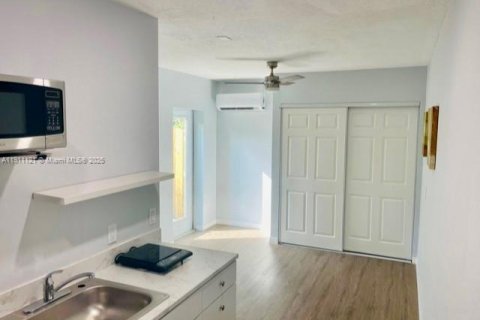 Купить виллу или дом в Майами, Флорида 4 спальни, 153.2м2, № 1968202 - фото 18