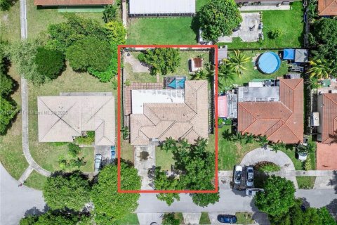 Купить виллу или дом в Майами, Флорида 4 спальни, 153.2м2, № 1968202 - фото 20