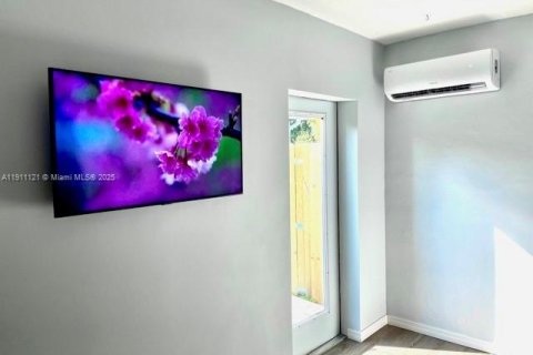 Купить виллу или дом в Майами, Флорида 4 спальни, 153.2м2, № 1968202 - фото 15