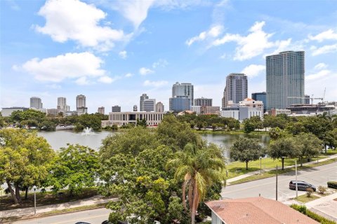 Condo in Saint Petersburg, Florida, 1 bedroom  № 1831974 - photo 28