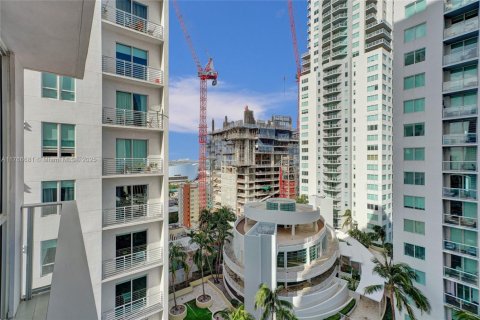 Condominio en venta en Miami, Florida, 1 dormitorio, 51 m2 № 1863324 - foto 16