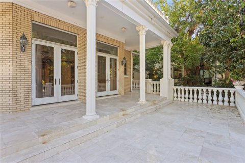 House in Belleair, Florida 6 bedrooms, 565.4 sq.m. № 1654602 - photo 13