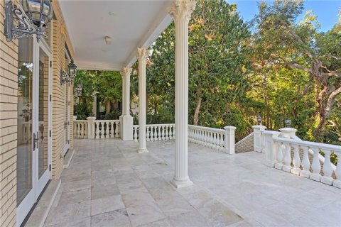 House in Belleair, Florida 6 bedrooms, 565.4 sq.m. № 1654602 - photo 14