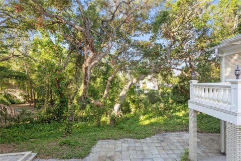 House in Belleair, Florida 6 bedrooms, 565.4 sq.m. № 1654602 - photo 11