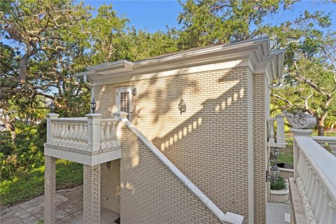 House in Belleair, Florida 6 bedrooms, 565.4 sq.m. № 1654602 - photo 8